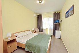 Комфорт с балконом, Гостевой дом Ассоль, Геленджик