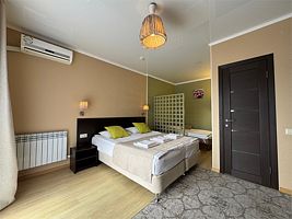 Трехместный с общим балконом, Гостевой дом KESEA Family, Геленджик