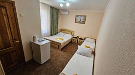 4-х местный, без балкона, Гостевой дом Kontinental, Анапа