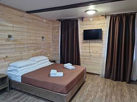 Двухкомнатный шестиместный номер Люкс, Гостевой комплекс Nefёd, Архыз