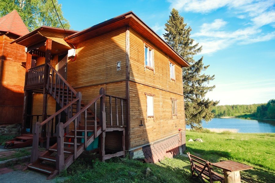 Номер 4-местный 1-комнатный (в доме №4, второй этаж)