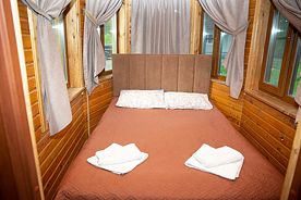 Номер 4-местный в доме №5 первый этаж, База отдыха Микли-Ольгино, Микли