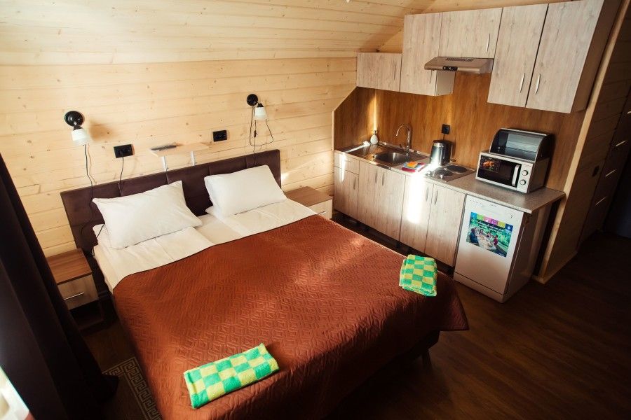 Номер 8-местный 2-комнатный (в доме №11, Второй этаж)