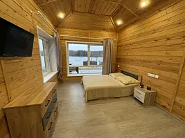 Дом для четырех гостей (с видом на озеро), Гостевой комплекс Ламба-Сяндеба, Сяндеба