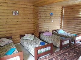 Четырехместный номер с бассейном, База отдыха Солнечная, Каменномостский