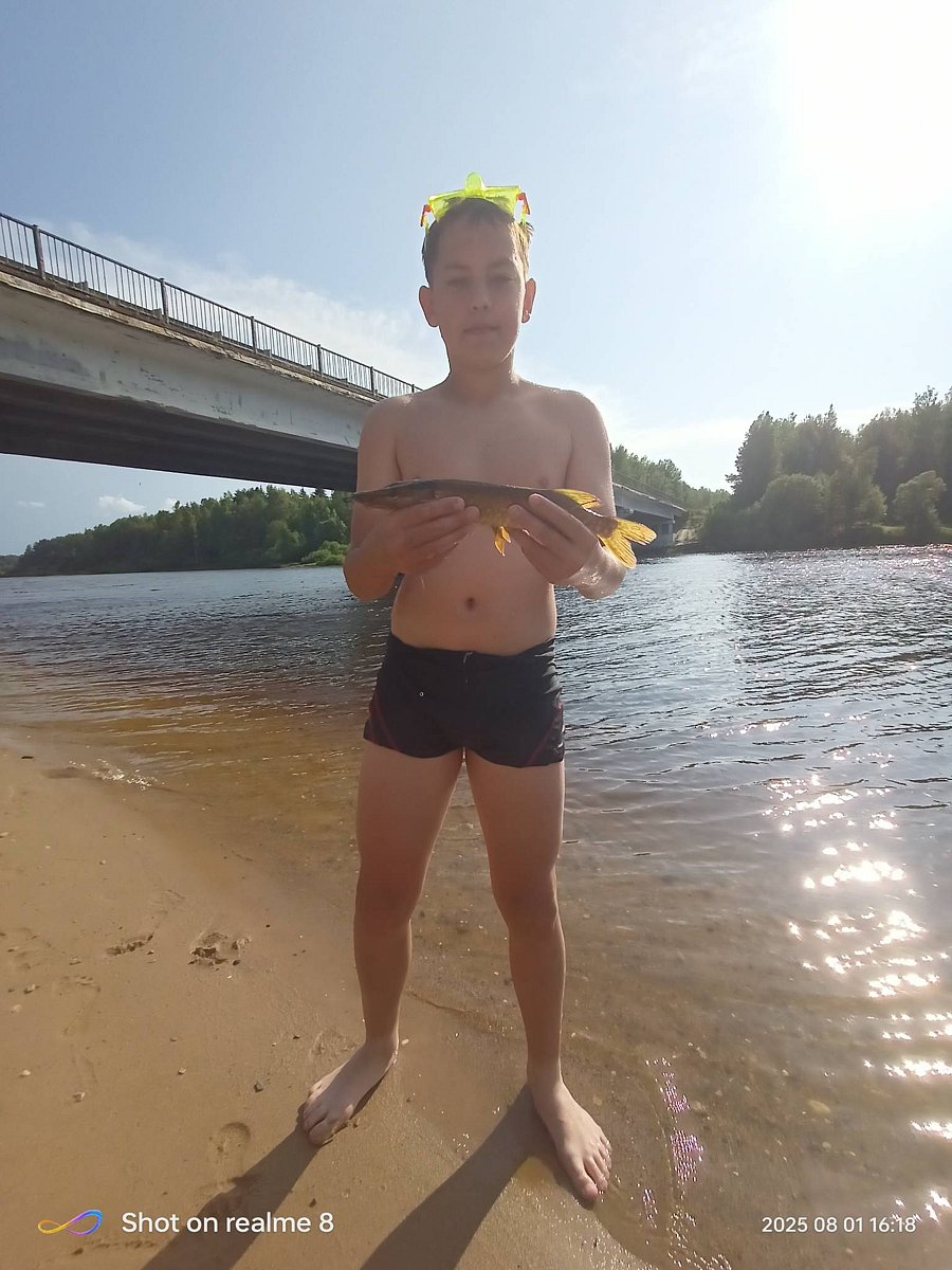 Фото 6 из отзыва о рыболовно-охотничьей базе Ухра