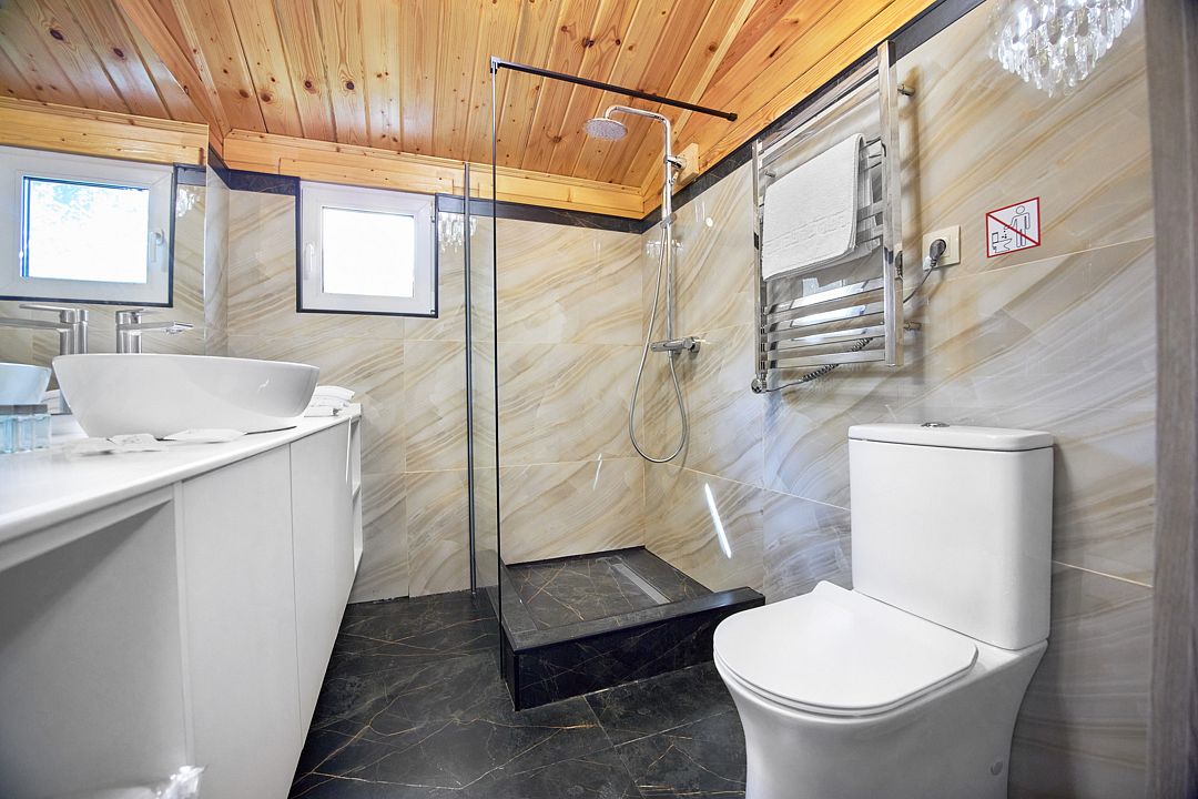 Дом Романтика 4-местный 1-комнатный (с купелью)