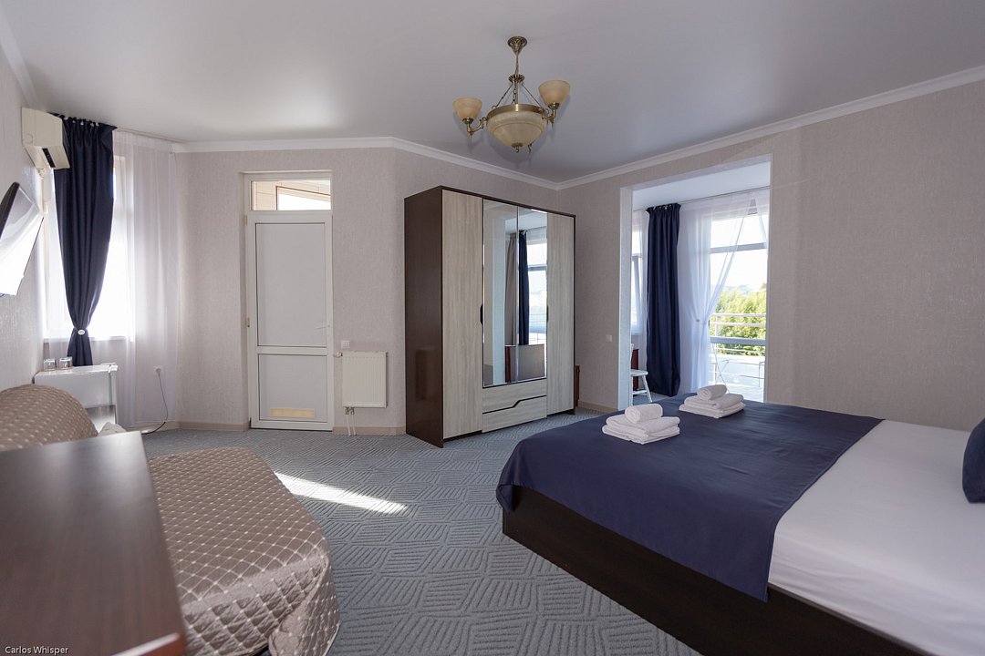 Семейный 4-местный (№24)