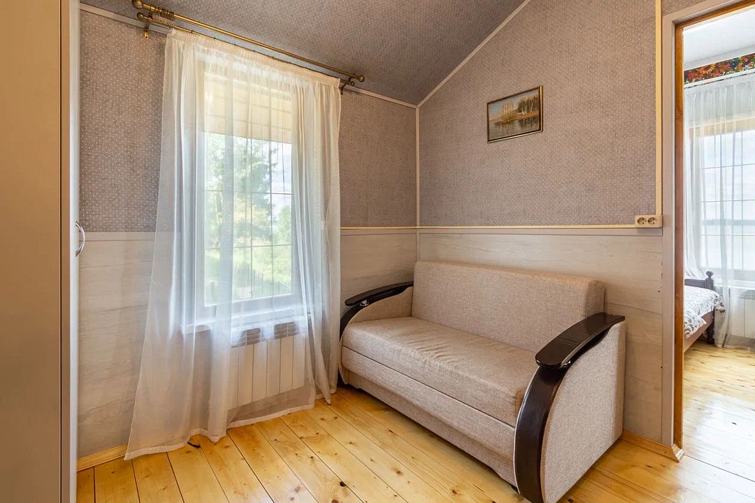 Дом 7-местный 2-комнатный (№1, с террасой)