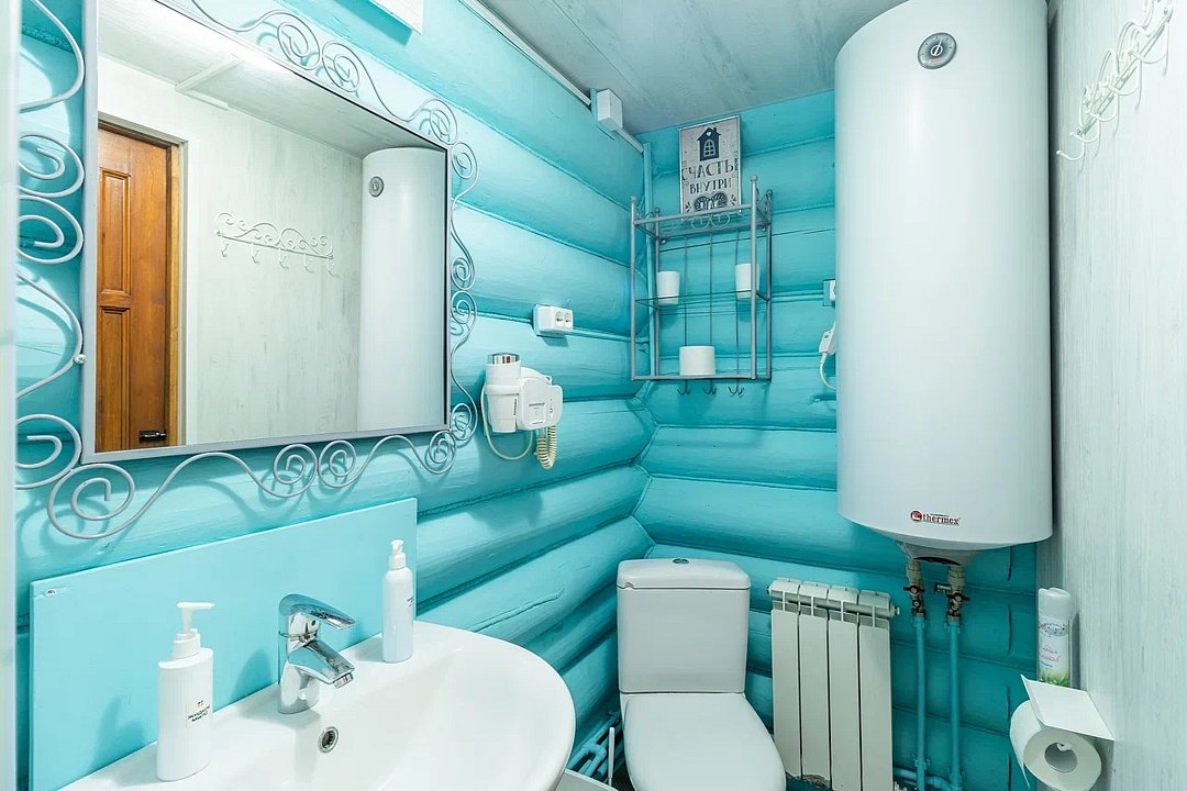 Дом 7-местный 3-комнатный (№6, с беседкой)