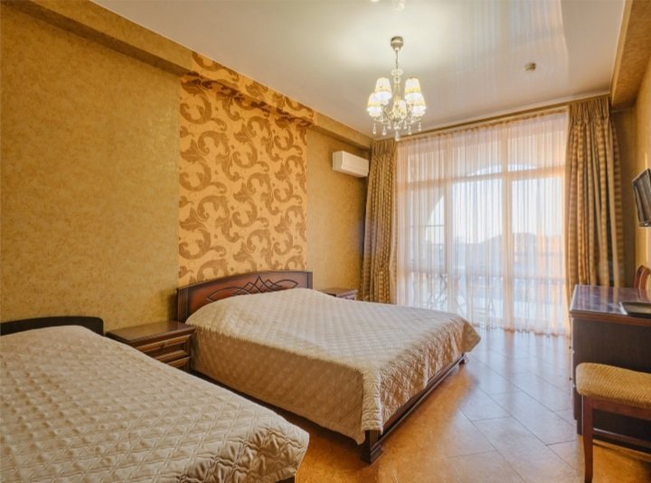 Стандартный 3-местный (с балконом)