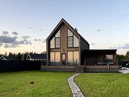 Коттедж 2 (дополнительно возможно заказать сауну) Номера домов: 2, Гостевые дома Амбарн, Городец