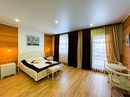 Люкс с видом на озеро, Гостевой дом Спутник, село Веськово