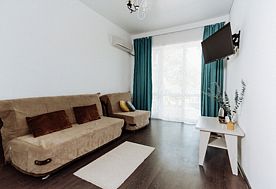 1-мест. (разм. в 2-мест.) 2-комн. люкс, Пансионат Ривьера, Пицунда