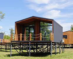 Мини Барнхаус «Мальдивы» с террасой, Комплекс Река и Песок, Краснослободск