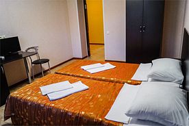 Улучшенный 4-х местный 2-комнатный номер, Курортный комплекс Садко, Новомихайловский