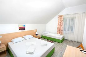 Трехместный номер, Гостевой дом Лаванда, Небуг