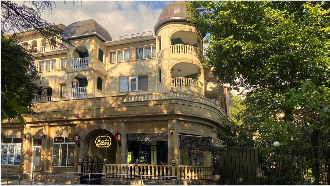 Отель Золотой Лотос, Краснодарский край, Хоста Сочи село Монастырь Адлер Хоста Кудепста Сириус Веселое Верхне-Имеретинская бухта село Нижняя Шиловка Мацеста