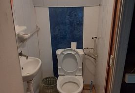 1-мест. (разм. в 2-мест.) удобства на блок, База отдыха Золотая бухта, Пицунда