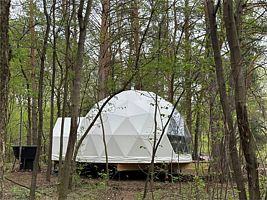 Апартаменты c 1 комнатой с красивым видом из окна, Глэмпинг Сосновка, Стерлитамак