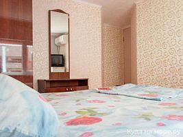 Двухместный номер эконом-класса с общей ванной комнатой., Гостевой дом Колибри Beach, Лазаревское