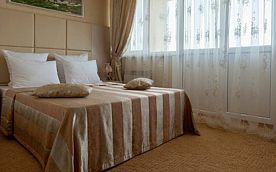 Семейный номер 2-х комнатный с балконом корпус 4 (2-4 этаж ), Пансионат Кристалл-Уют, Анапа