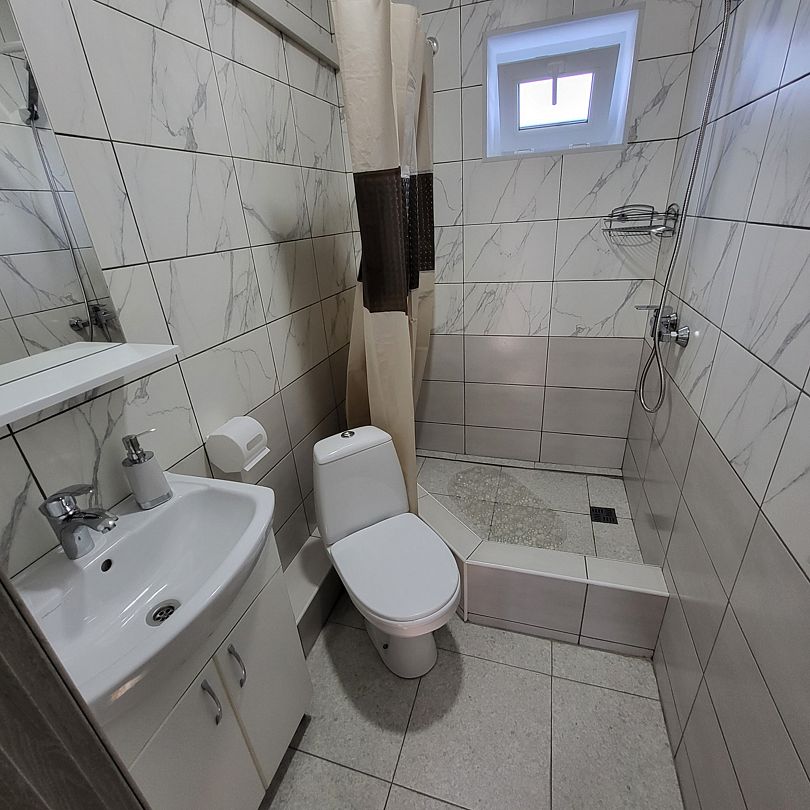 Номер 2-местный 2-комнатный (№11, этаж 1)