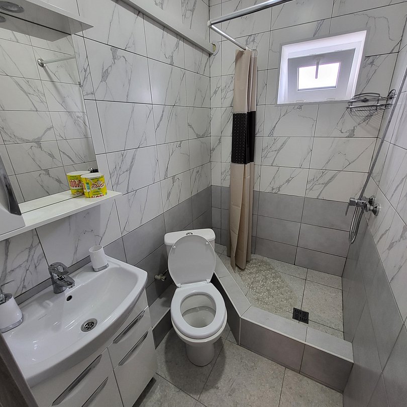 Номер 2-местный 2-комнатный (№21, этаж 2)