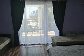 Семейный номер с балконом и видом на море, Гостевой дом Meduza, Туапсе