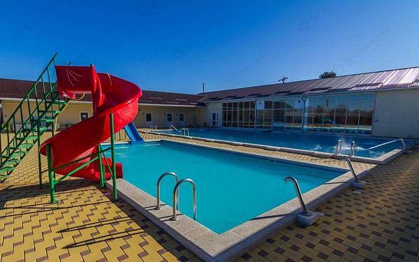 Термальные источники базы отдыха «Изумруд»