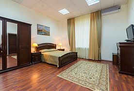 1-мест. (разм. в 2-мест.) 1-комн. люкс, корп. 5, Гостевой дом им. Анджиевского - корпус «Вилла Герман», Ессентуки