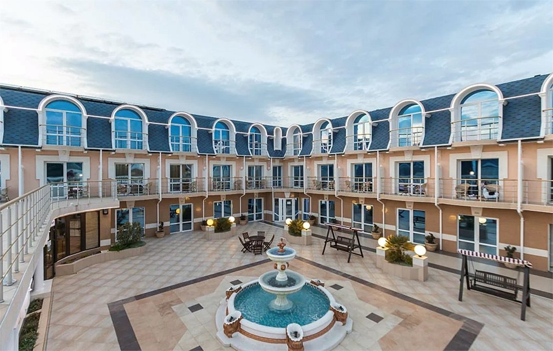 Центр оздоровления Неумывакина, Крым, Малореченское 