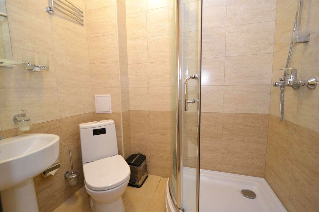 Полулюкс 2-местный (с балконом)