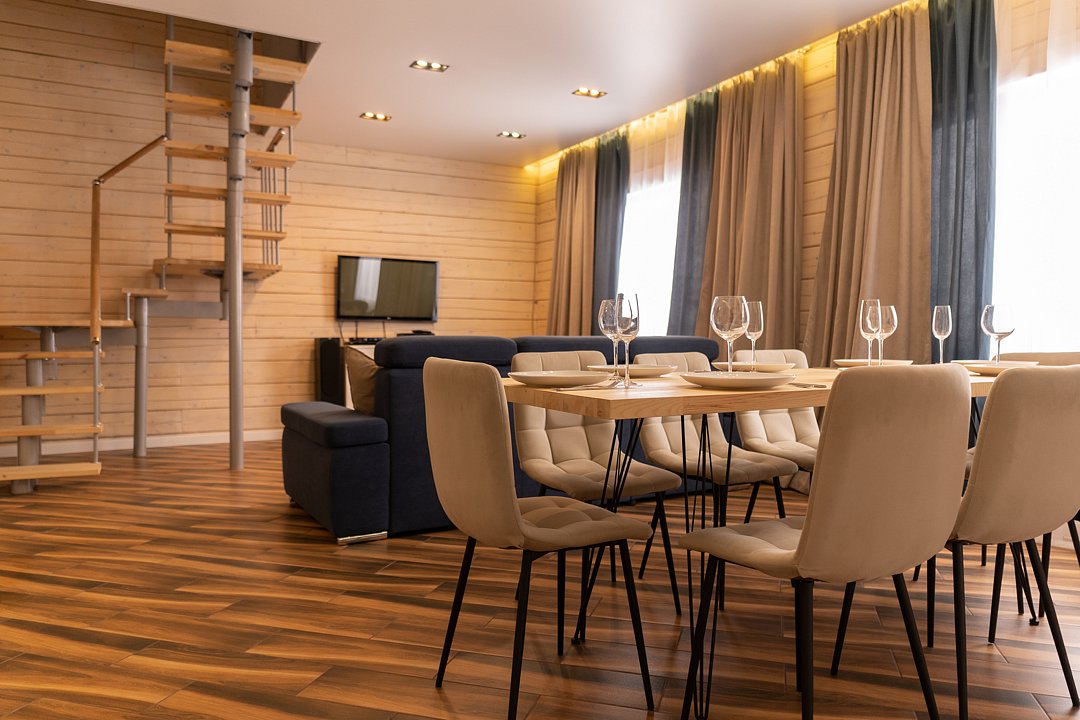 Дом 10-местный 6-комнатный