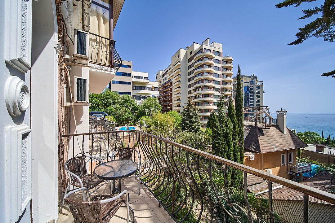 Люкс 3-местный 2-комнатный (№2)