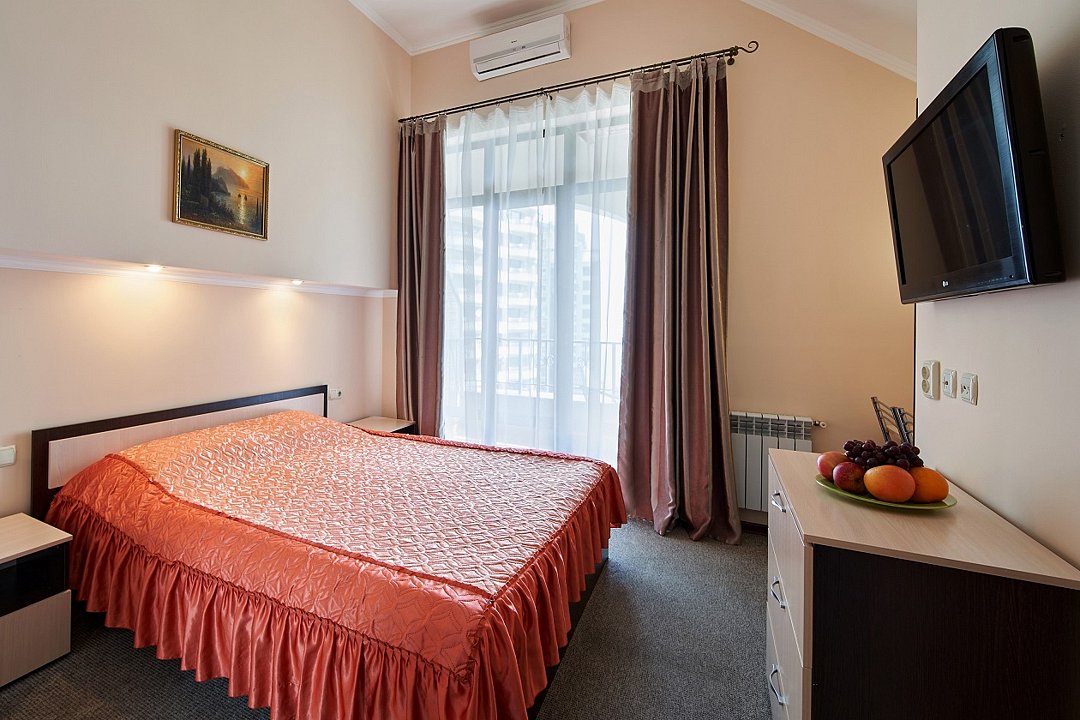 Улучшенный 2-местный 1-комнатный (с видом на море №12)