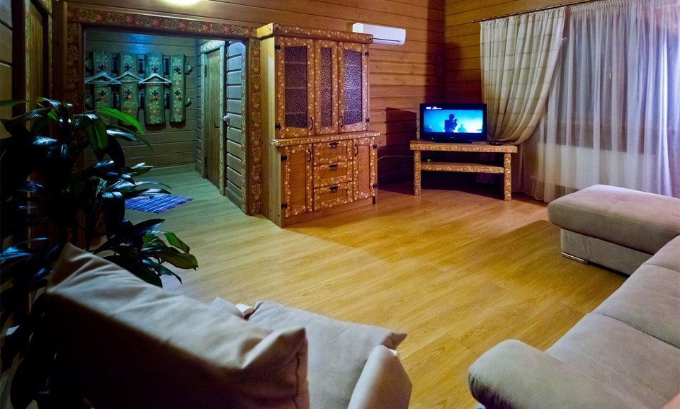 Люкс 4-местный 2-комнатный