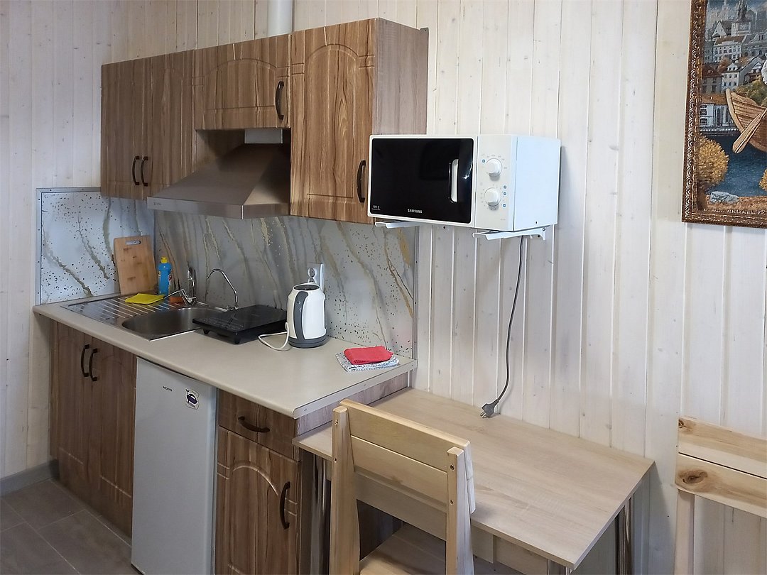 Апартаменты 3-местные 2-комнатные (с кухней и сауной)