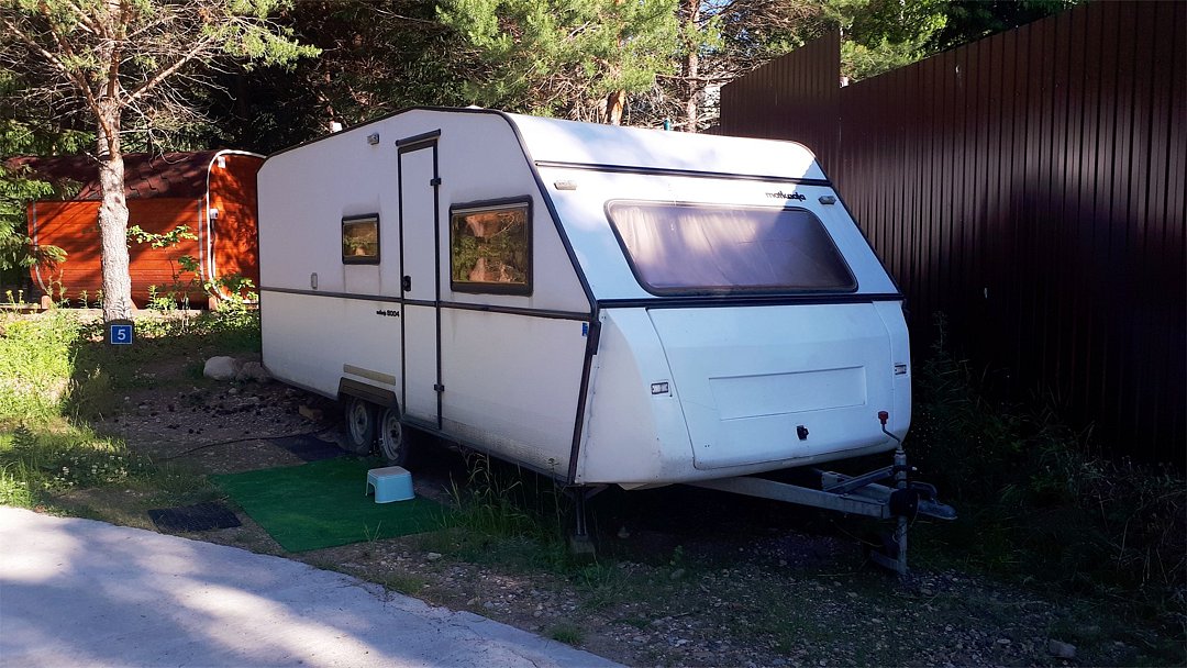 Кемпинг 6-местный (жилой прицеп автодом)