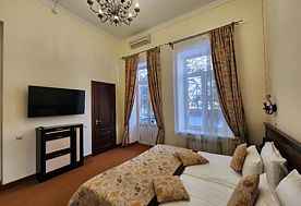 1-мест. (разм. в 2-мест.) 2-комн. люкс (№6), Пансионат Шаляпинъ, Кисловодск