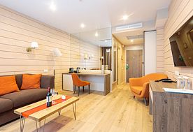 1-мест. (разм. в 2-мест.) Junior Suite Garden View, Загородный клуб Горки Гольф Курорт, Ломоносовский район