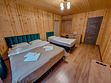 Трёхместный номер в деревянном коттедже, База отдыха 4 сезона , Теберда