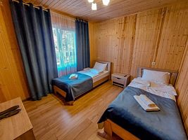 Двухместный номер в коттедже, База отдыха 4 сезона , Теберда