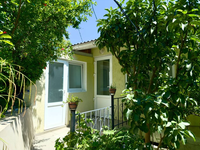 Коттедж возле Юсуповского дворца, Крым: фото 2