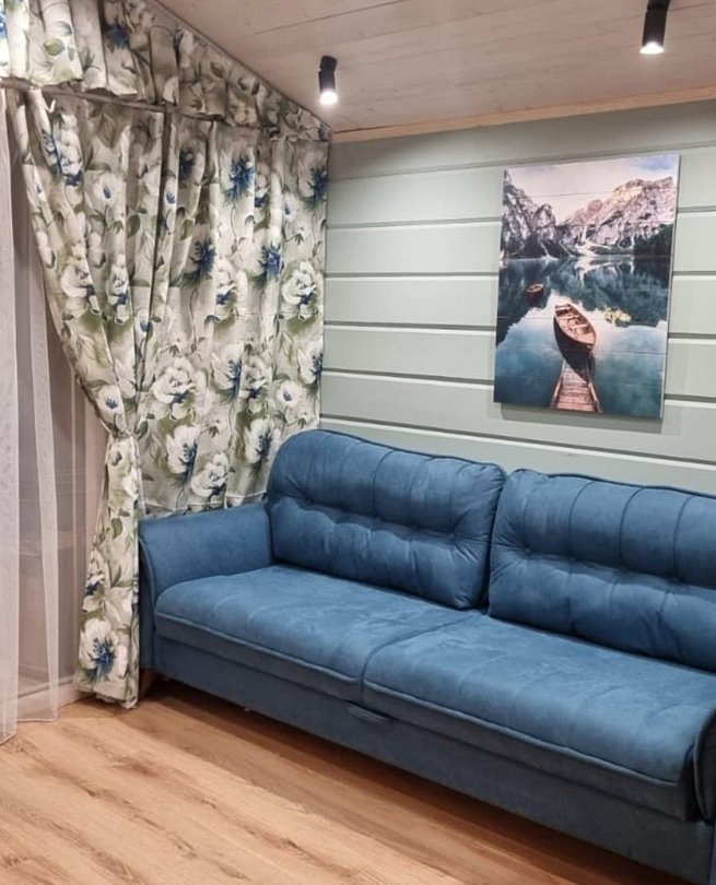 Барн 6-местный 3-комнатный Мята