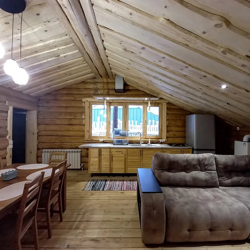 Изба 10-местный 3-комнатный