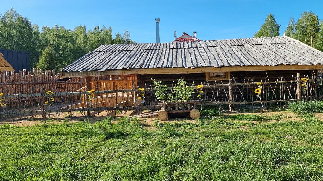 Изба 10-местный 3-комнатный