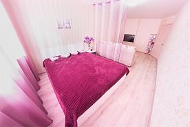 Однокомнатные апартаменты на Мичурина 18 (23 этаж), Апартаменты Огни Саратова, Саратов