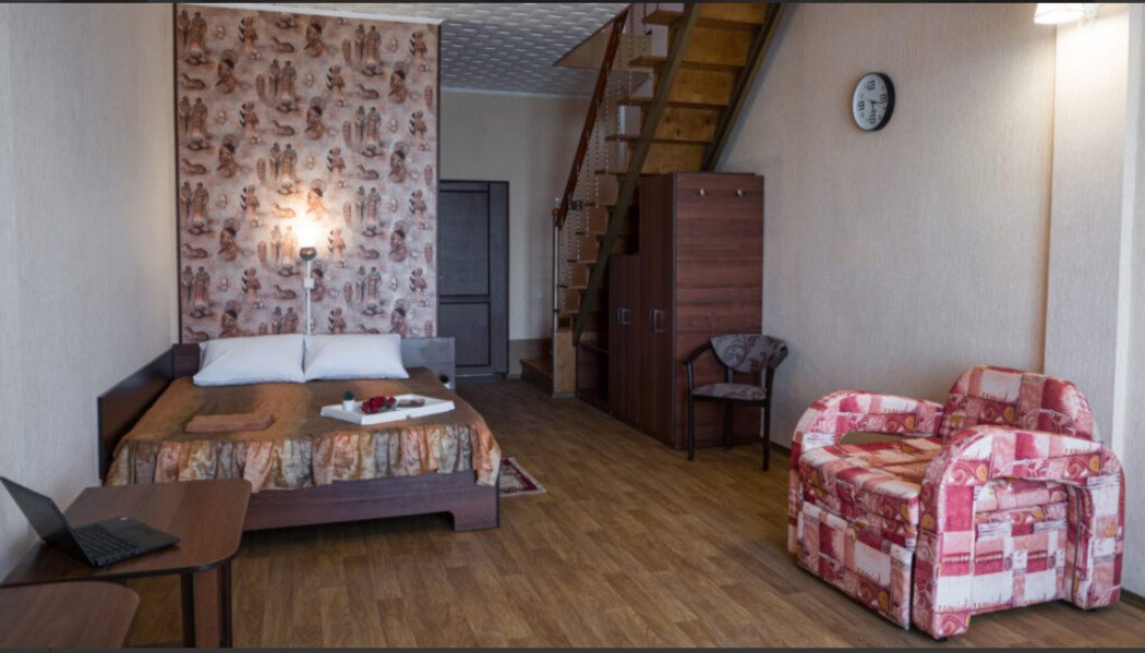 Делюкс 4-местный 1-комнатный (двухъярусный)