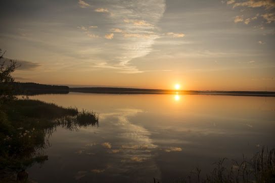 Закат на озере Пено